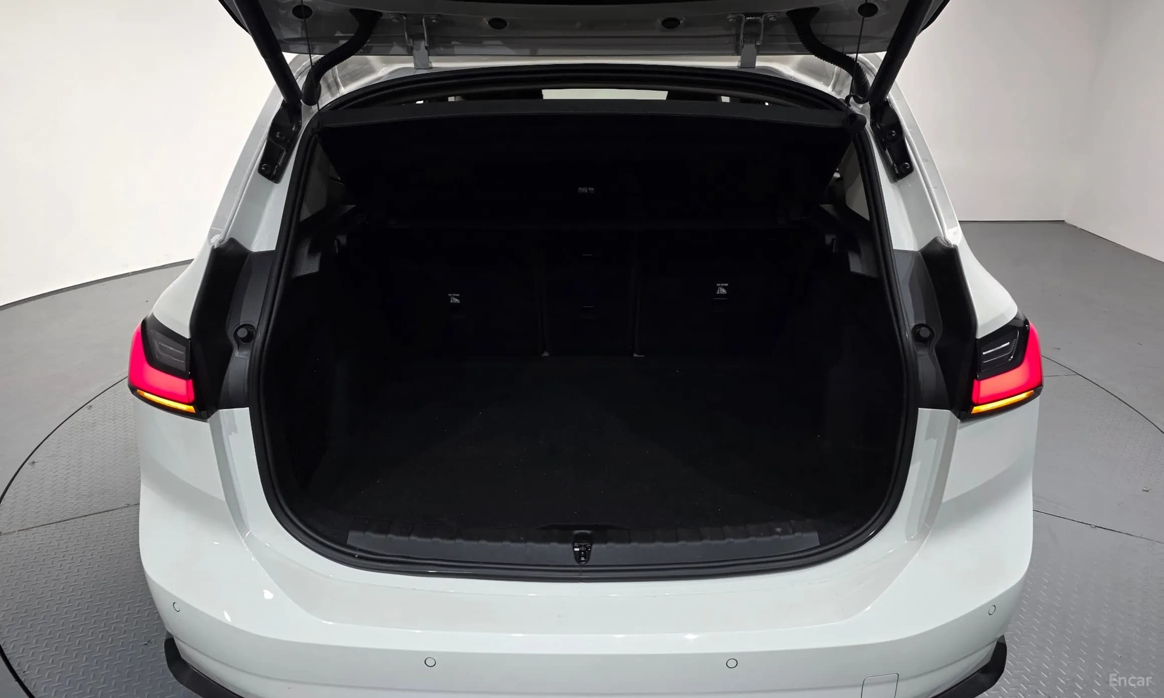 2 Series Active Tourer (U06)