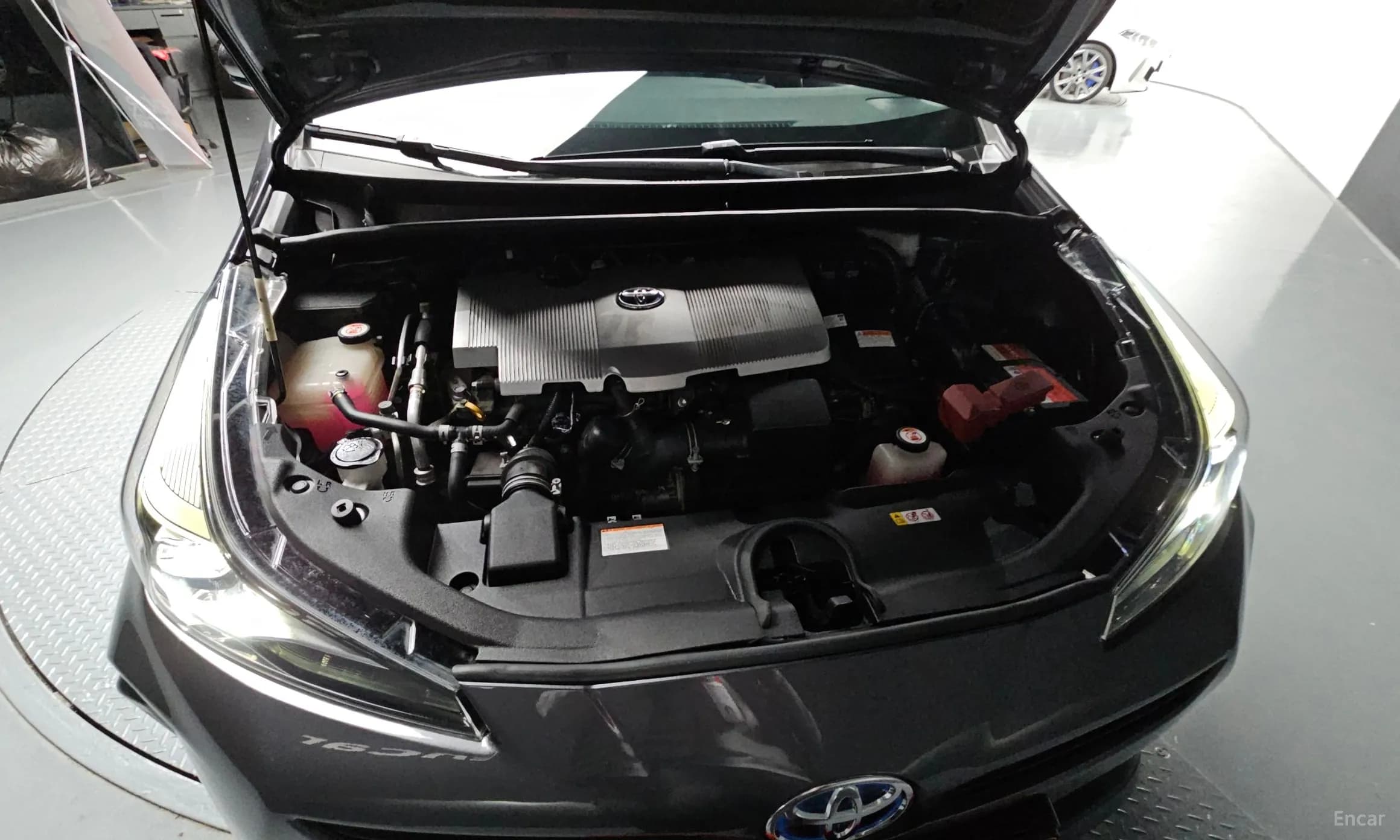 Prius 4th Generation