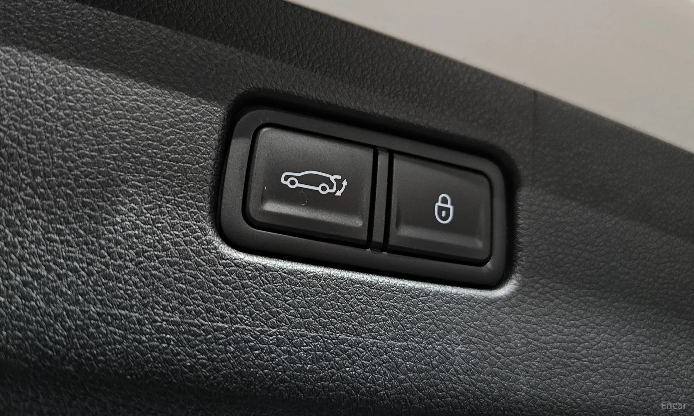 GV70
