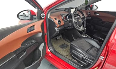 Aveo Hatchback