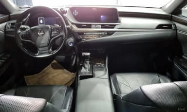 ES300h 7th Generation