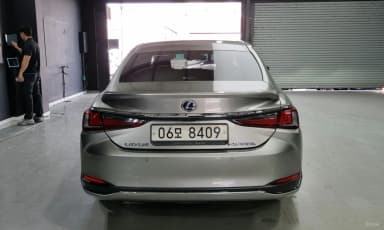 ES300h 7th Generation