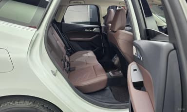 2 Series Active Tourer (U06)