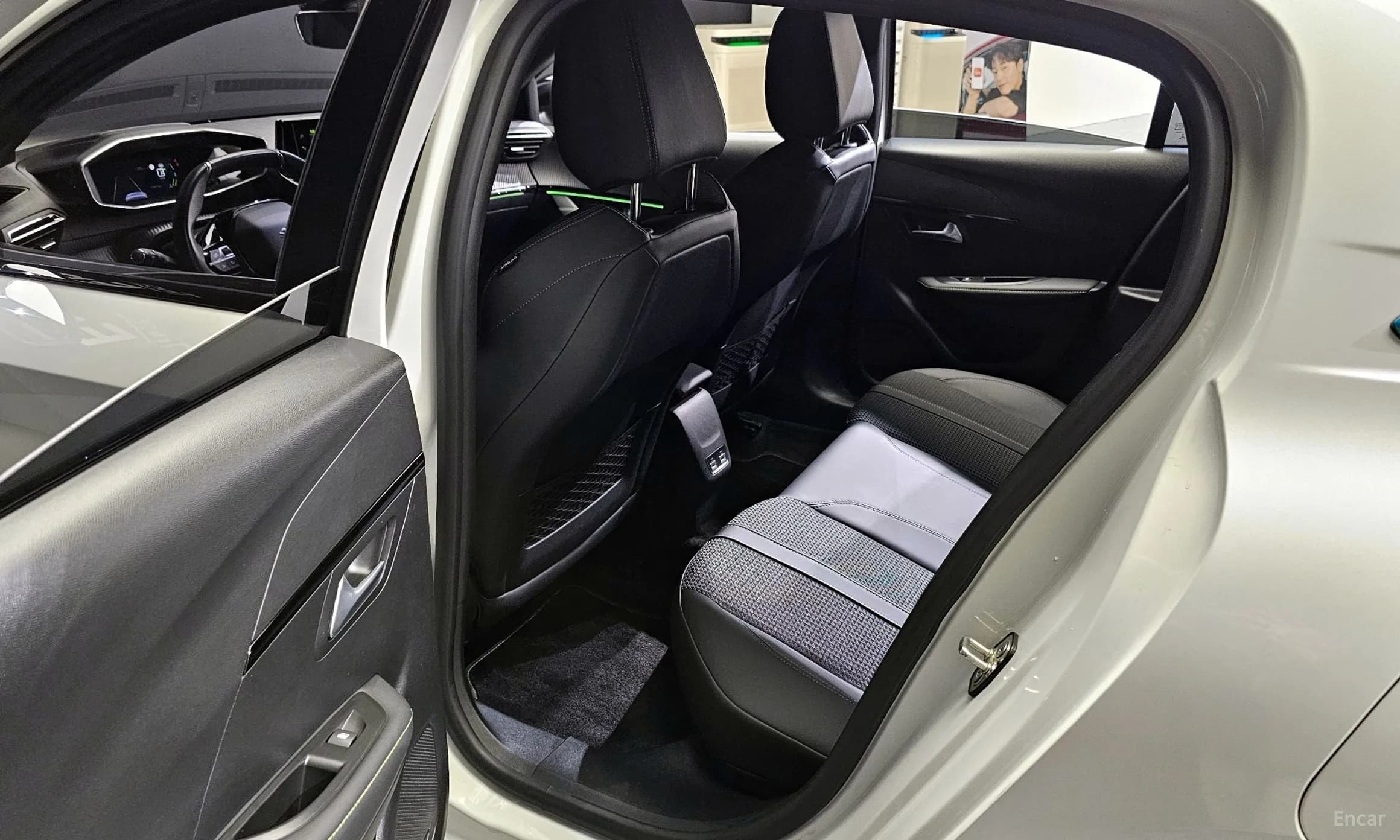 e-208 Second Generation