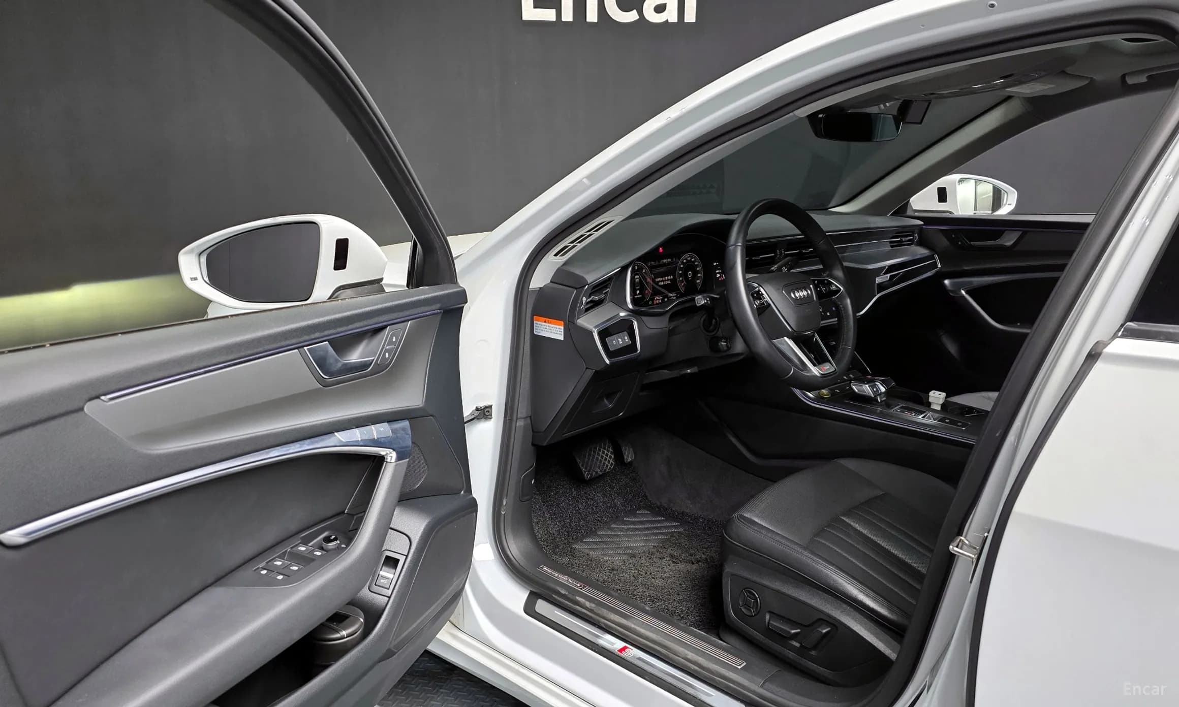 A6 (C8)