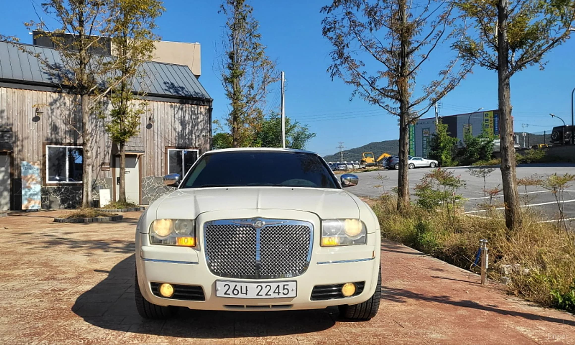 300C