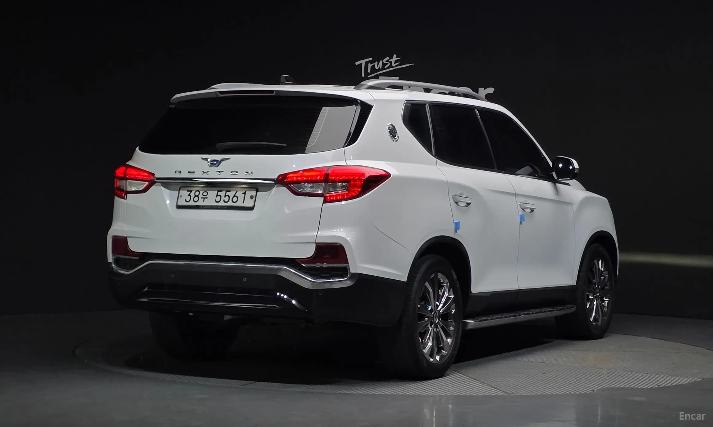 G4 Rexton