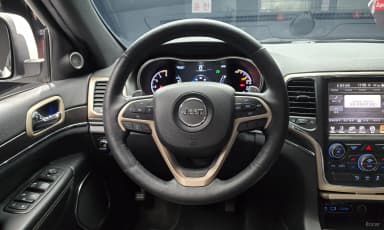 Grand Cherokee