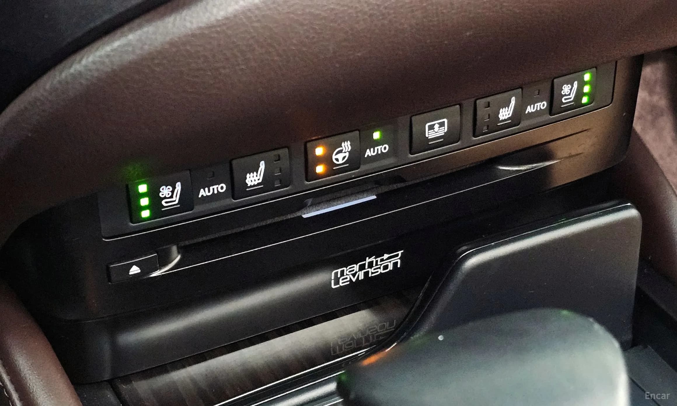 ES300h 7th Generation