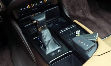 ES300h 7th Generation