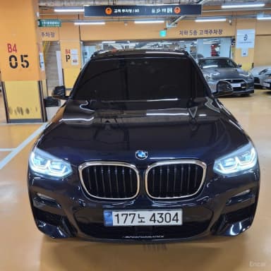 X3 (G01)