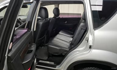Rexton W