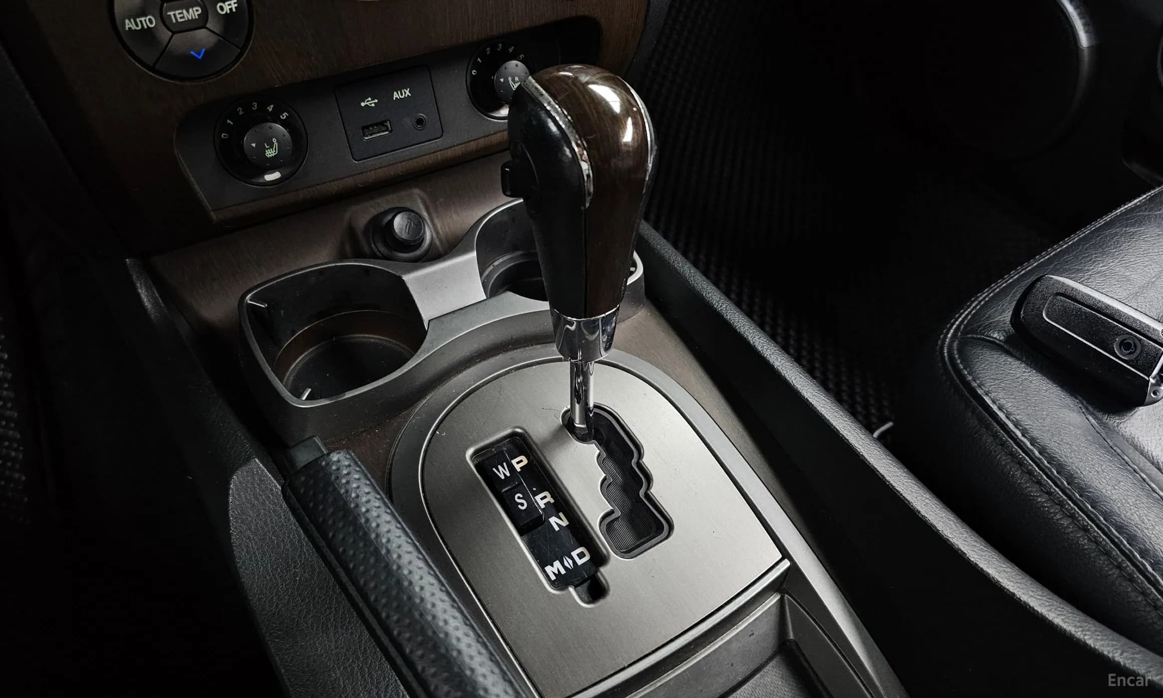 Rexton W