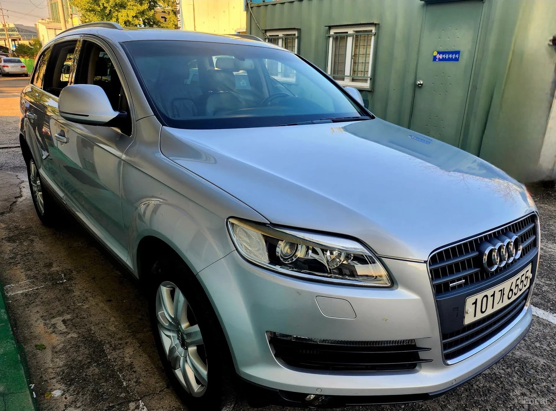 Q7