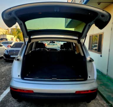 Q7