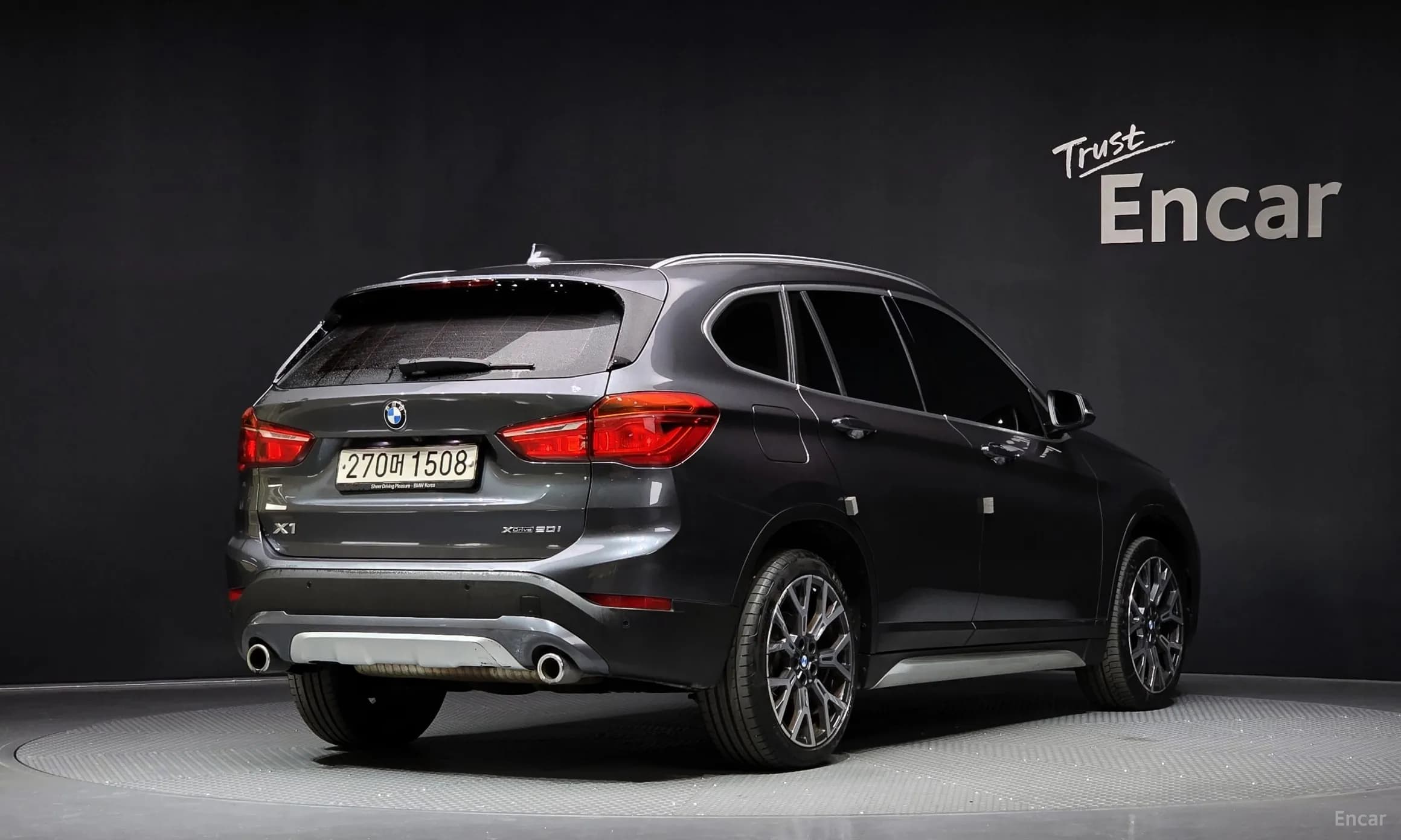 X1 (F48)
