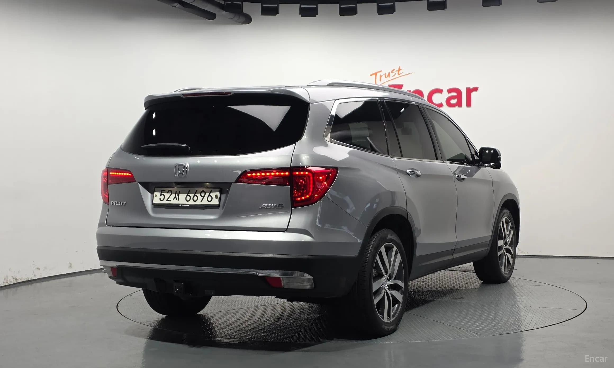 Pilot 3rd Generation