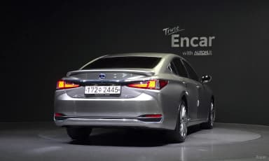 ES300h 7th Generation