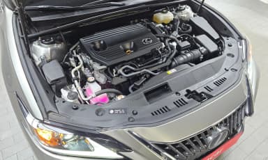 ES300h 7th Generation