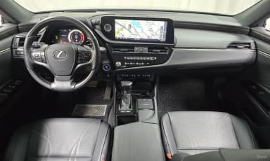 ES300h 7th Generation