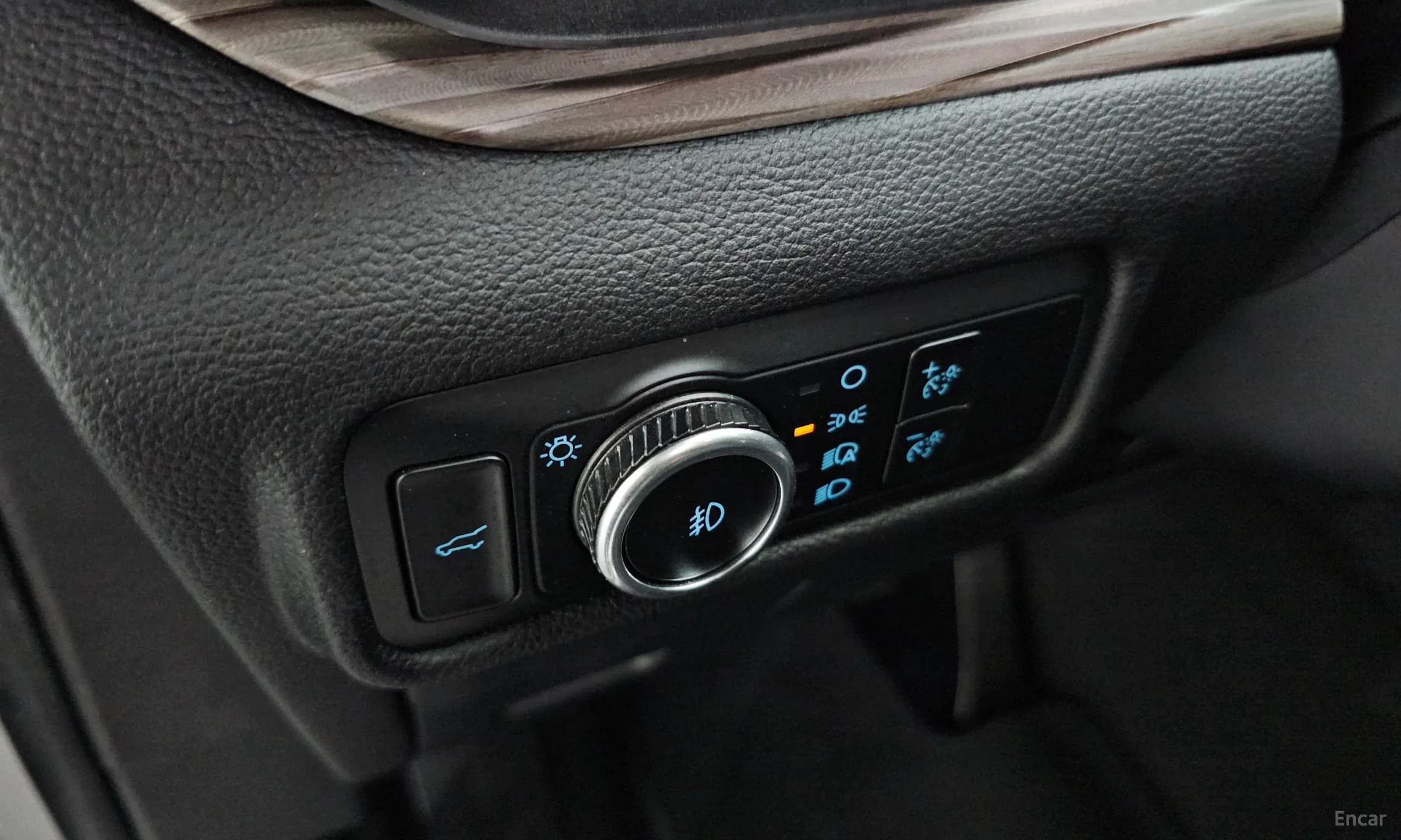 Explorer 6th Generation