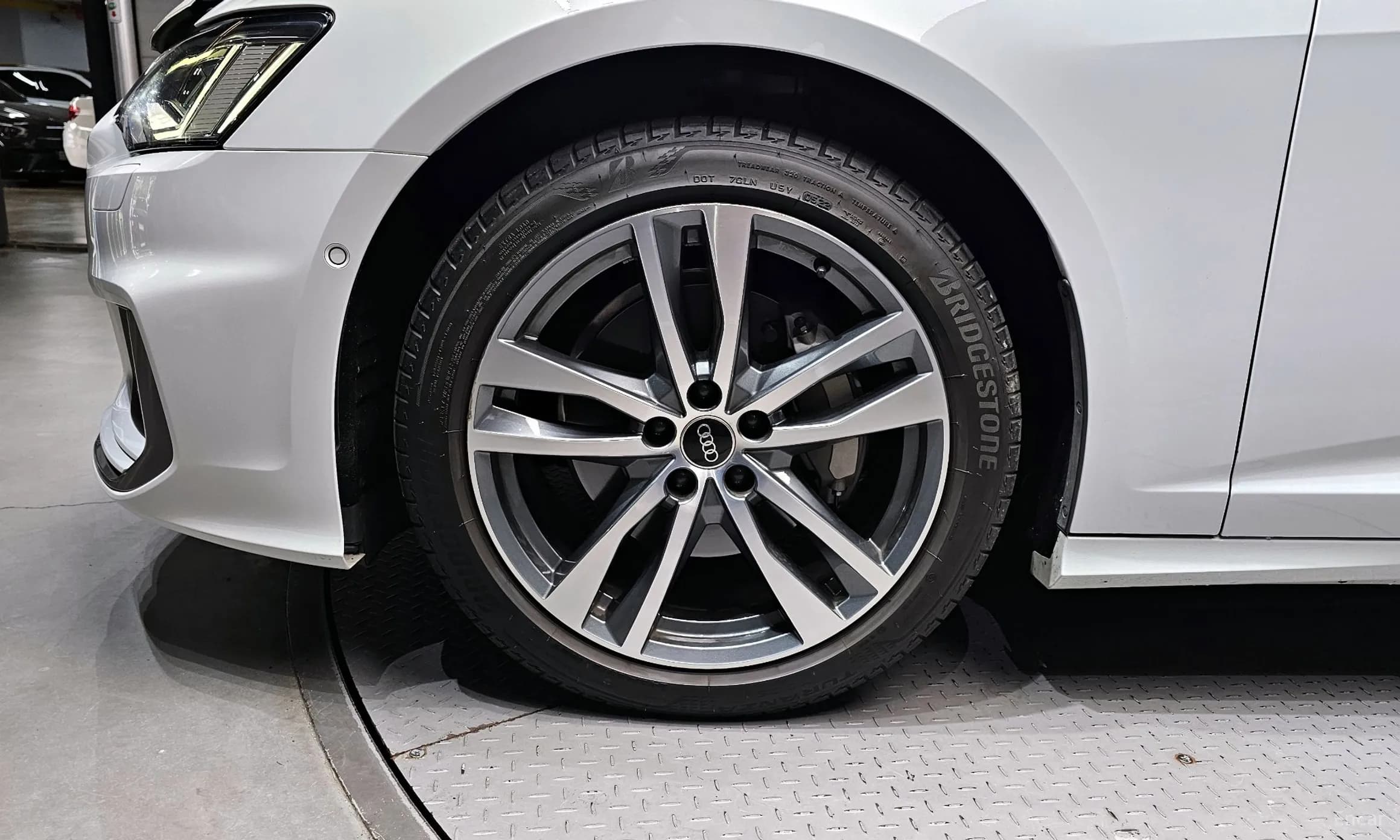 A6 (C8)