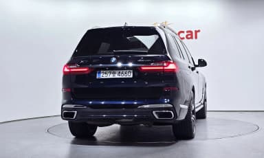 X7 (G07)