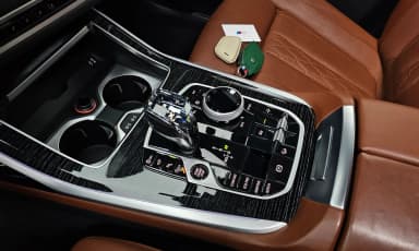 X7 (G07)