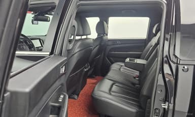 Rexton Sports Khan