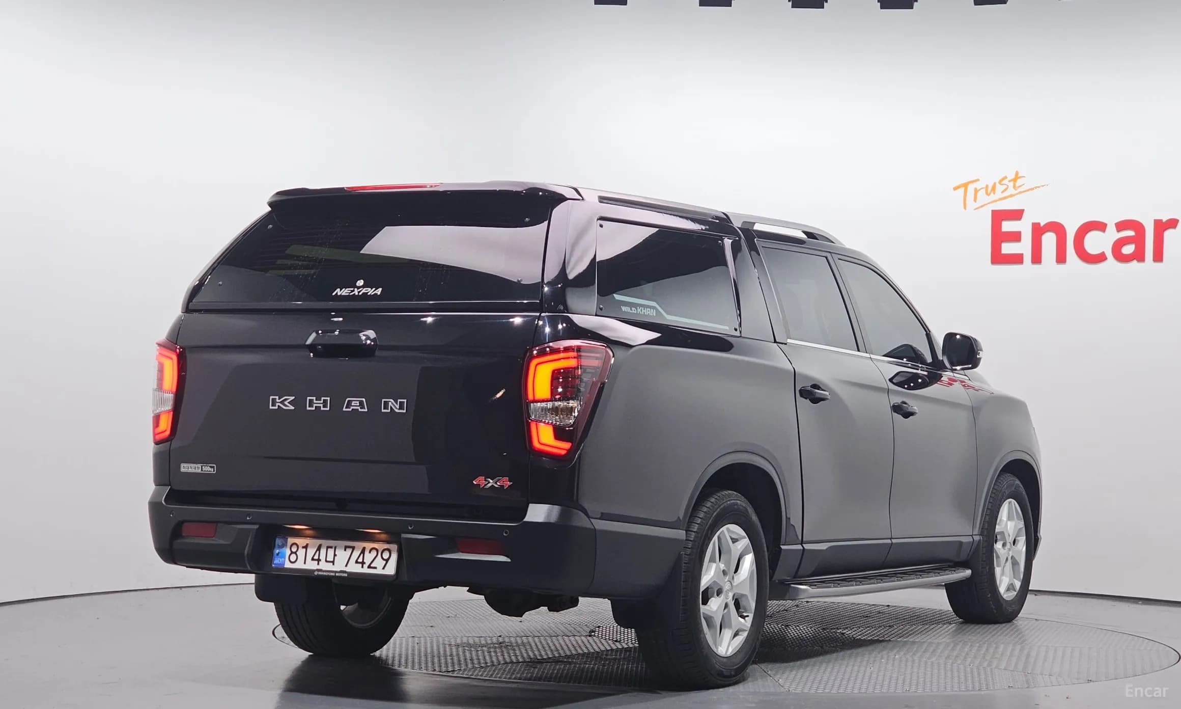 Rexton Sports Khan