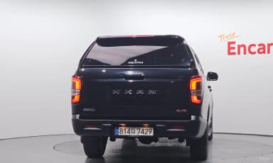 Rexton Sports Khan