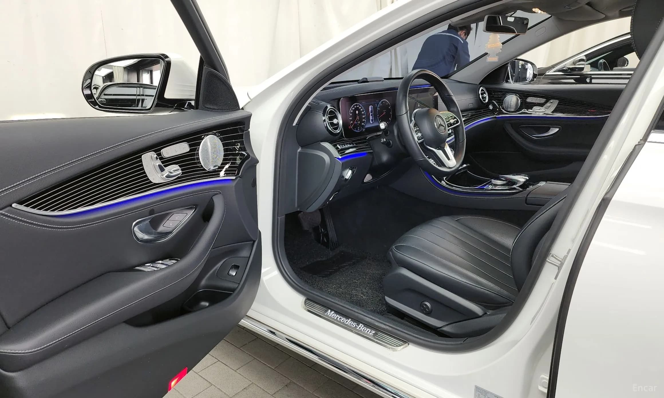 E-Class W213