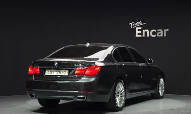 7 Series (F01)