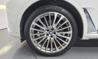 X7 (G07)