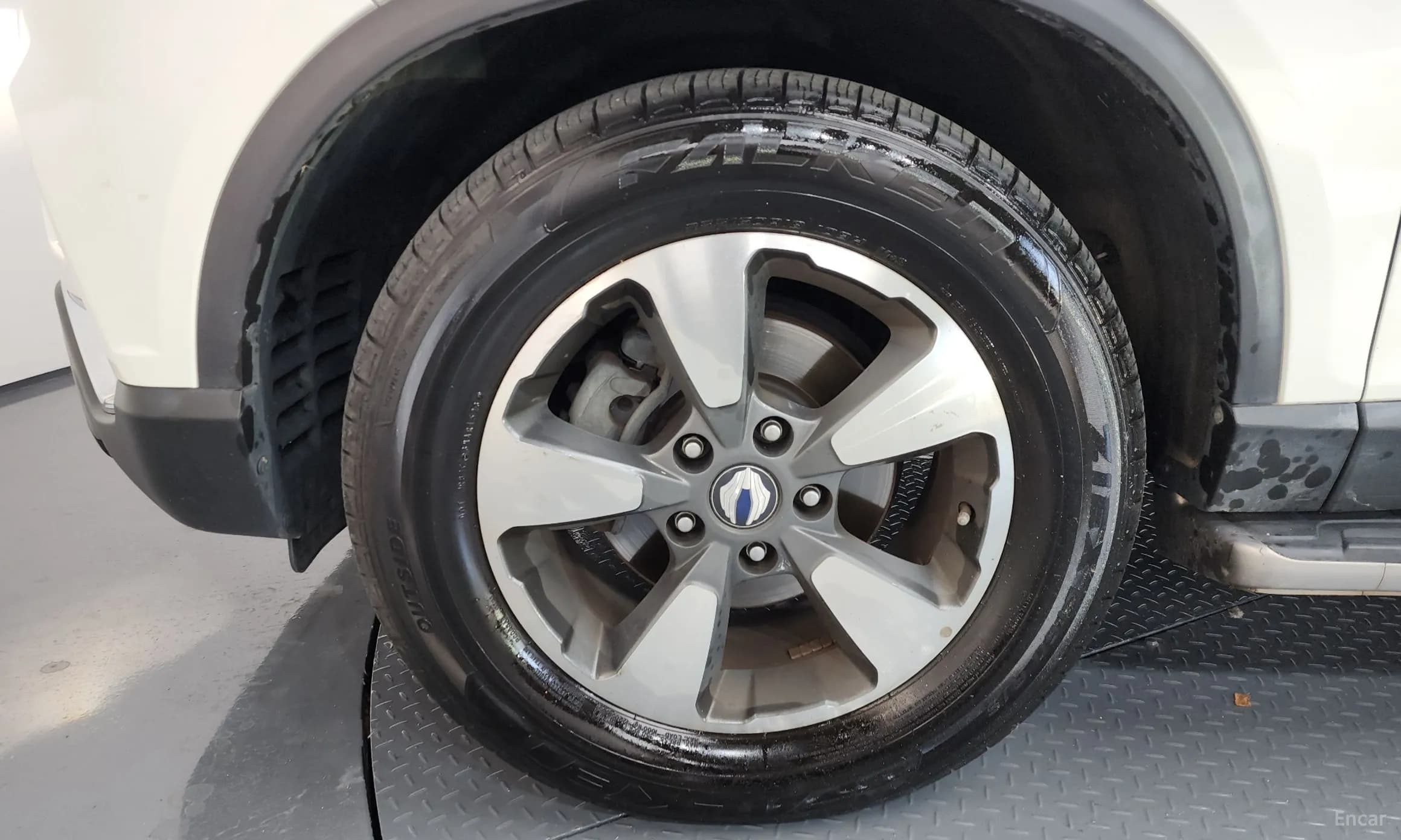 G4 Rexton