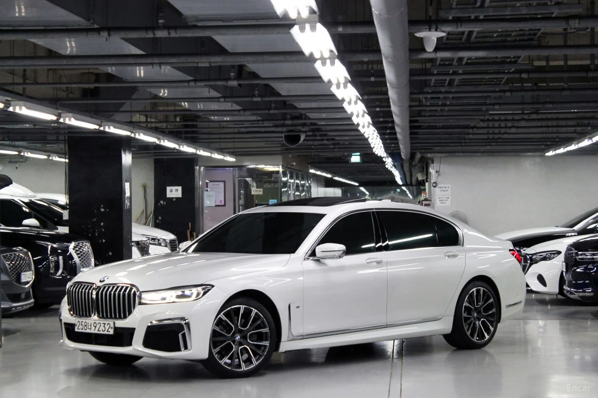 7 Series (G11)
