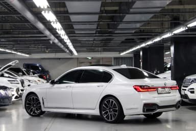 7 Series (G11)