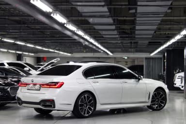 7 Series (G11)
