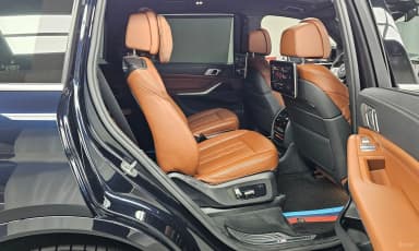 X7 (G07)