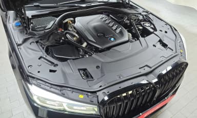 7 Series (G11)
