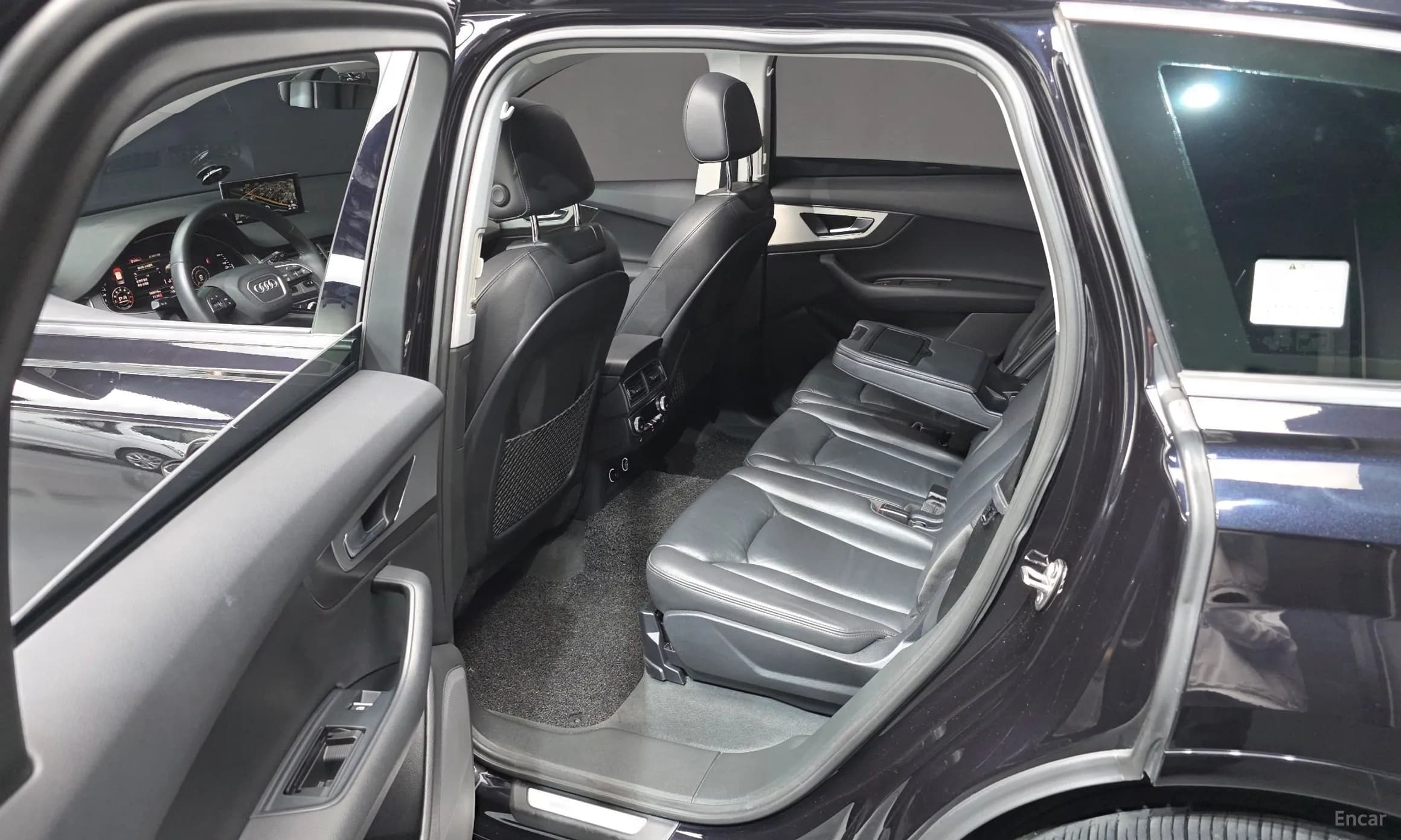 Q7 (4M)
