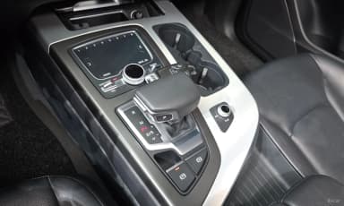 Q7 (4M)