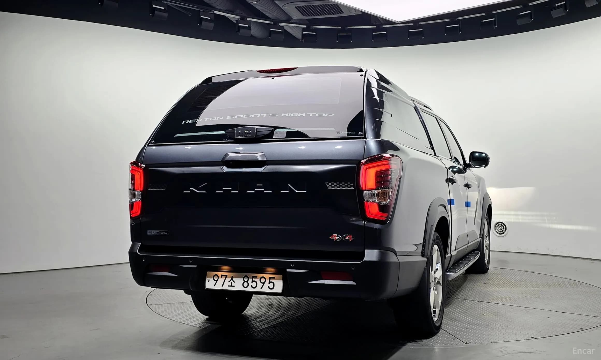 Rexton Sports Khan