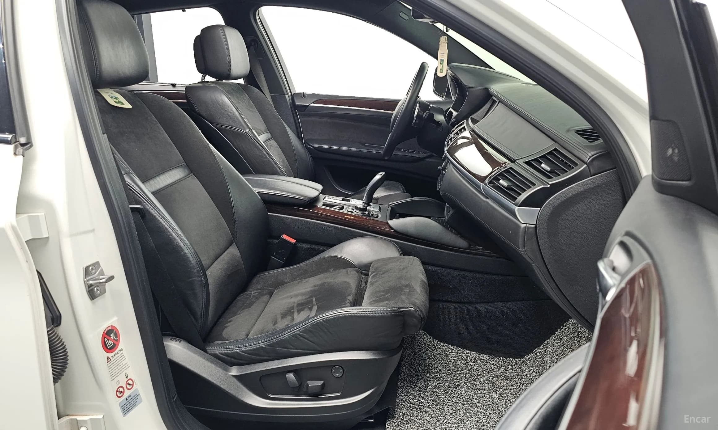 X6 (E71)