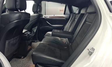 X6 (E71)