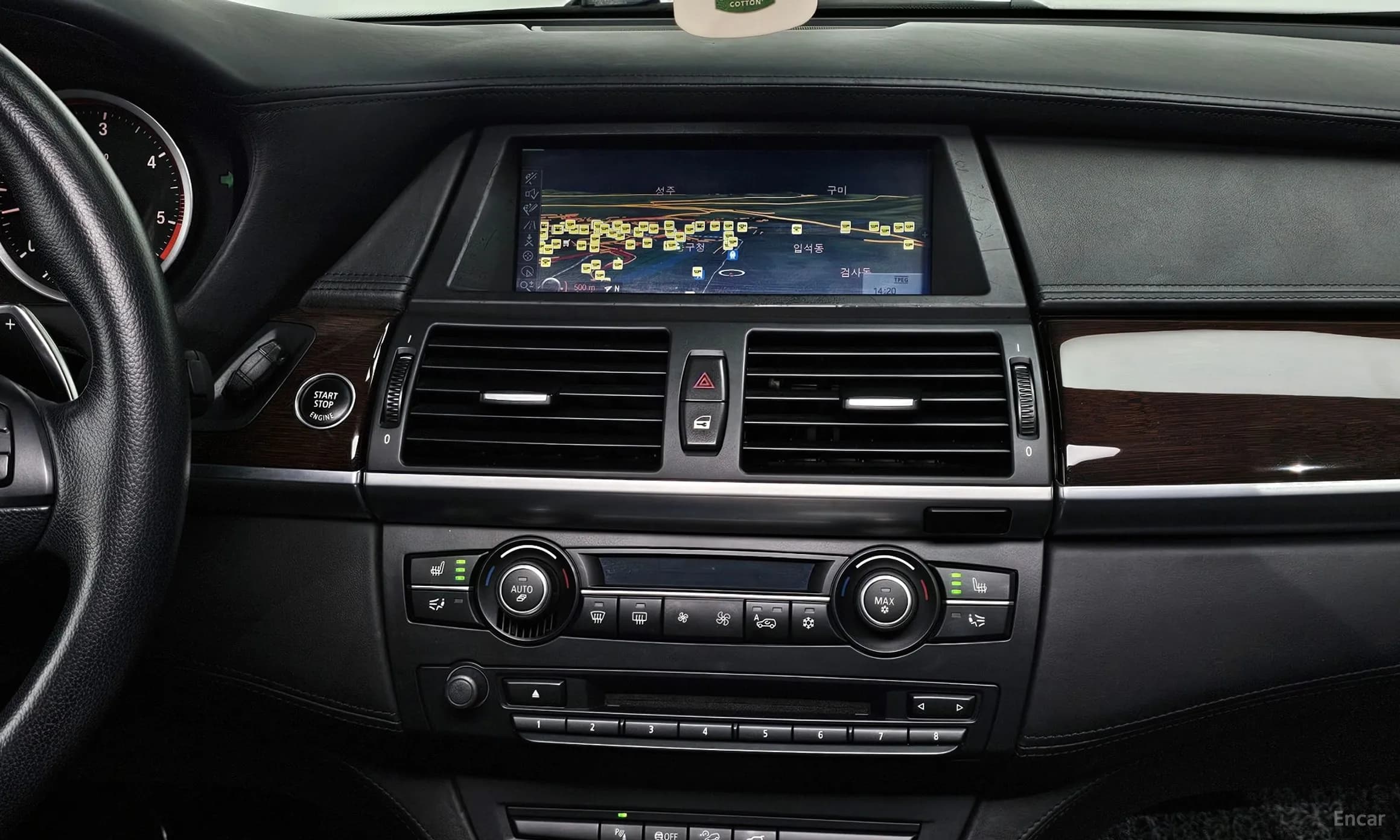 X6 (E71)