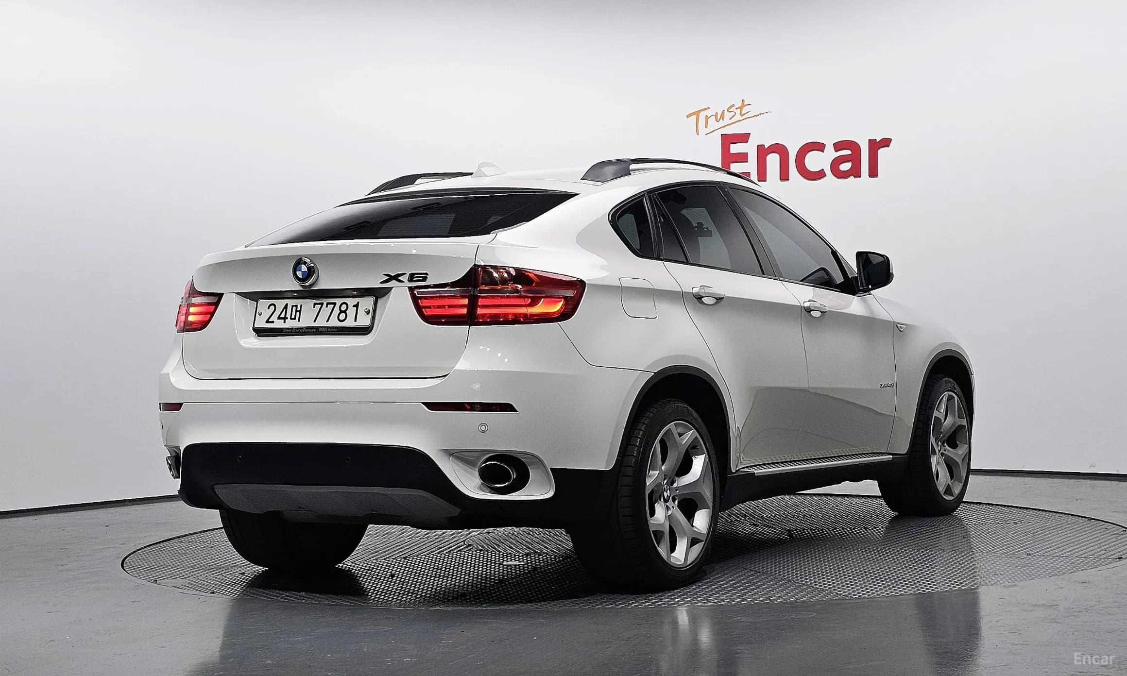 X6 (E71)