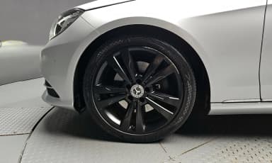 E-Class W212