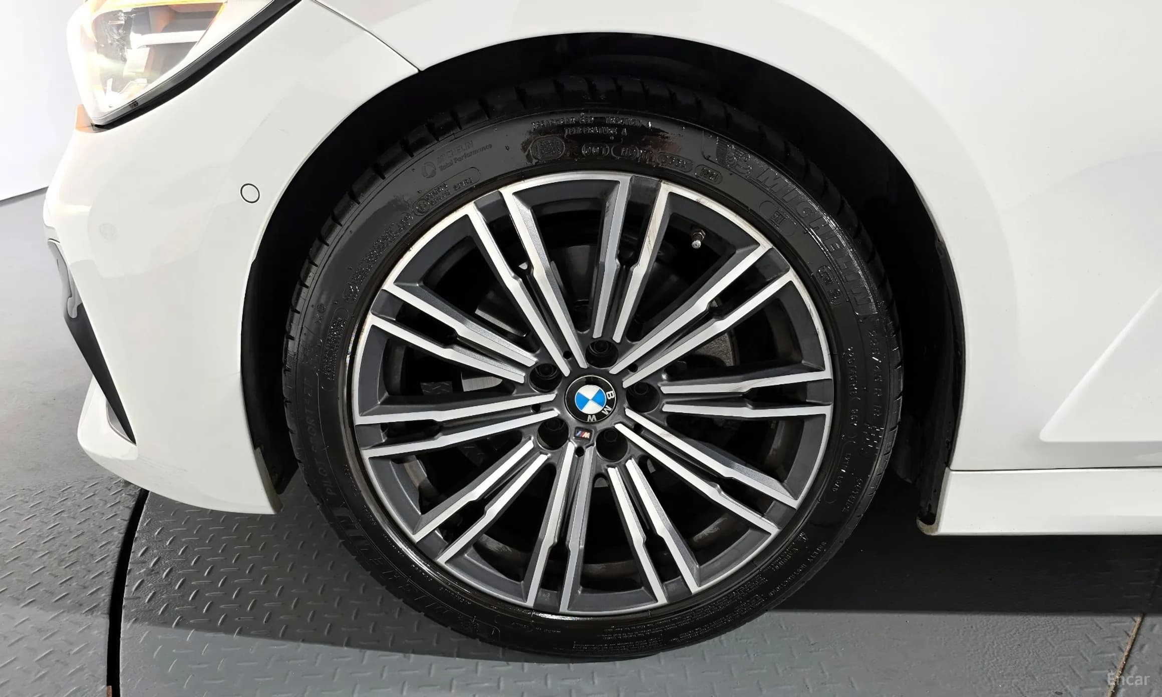 3 Series (G20)