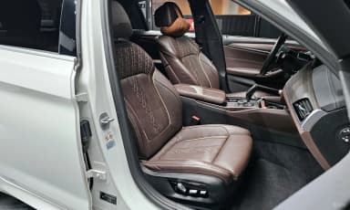 5 Series (G30)